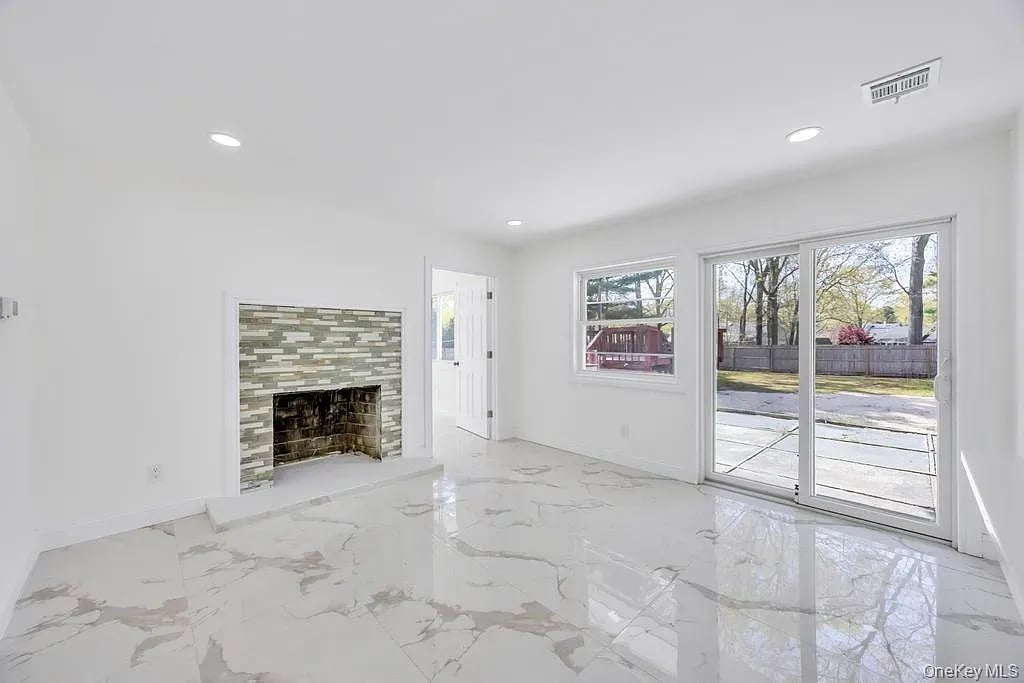 8 Grand Canyon Ln