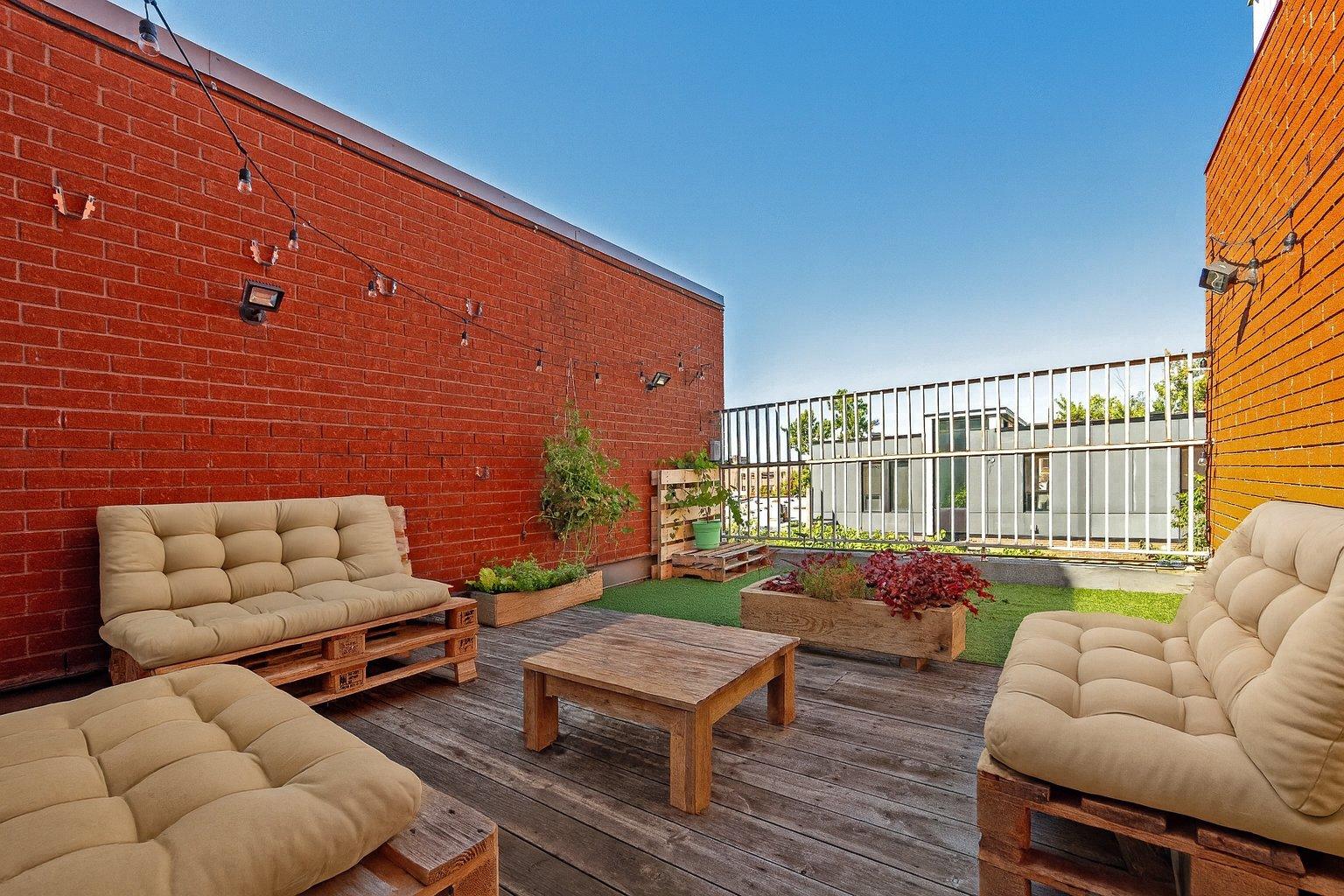 Outremont | Townhouse with two rooftop terraces