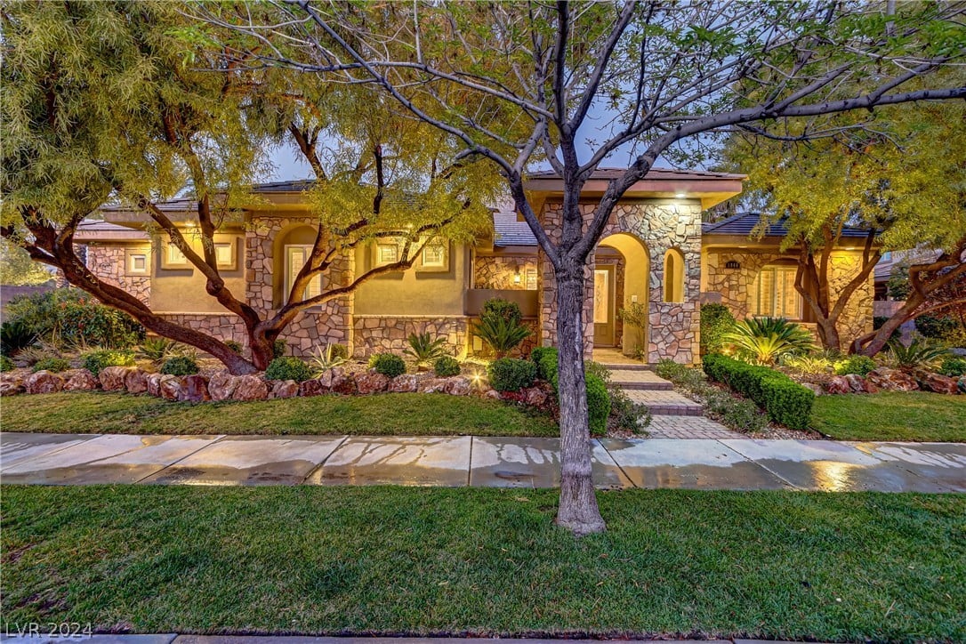 2960 American River Ln