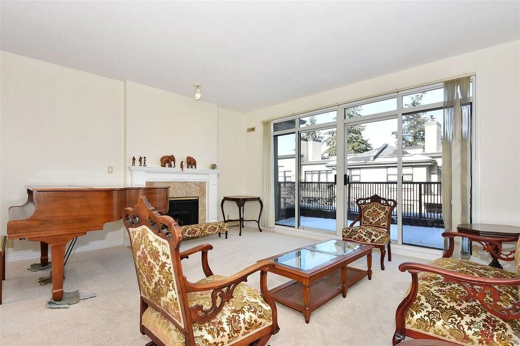 3769 W 7th Ave, #325