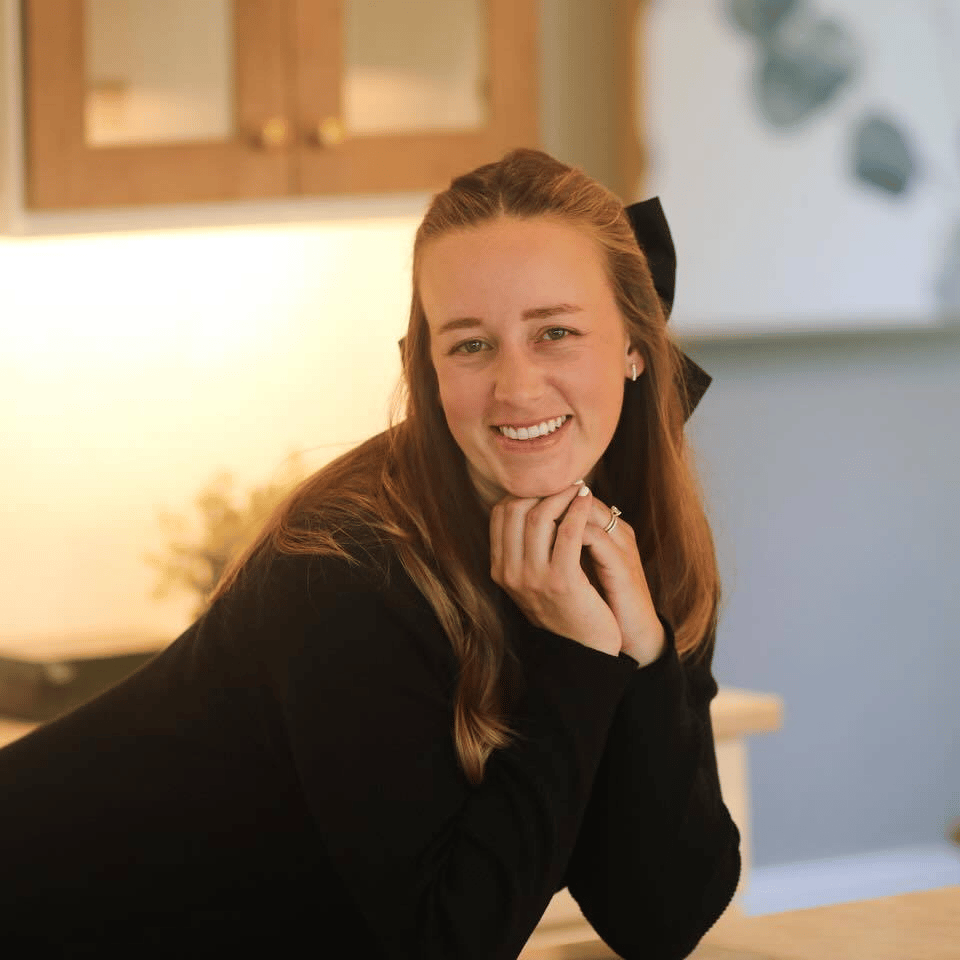 Madison Ward Carey, NC Real Estate Agent Headshot