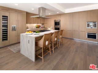 1755 Ocean Ave #PH901