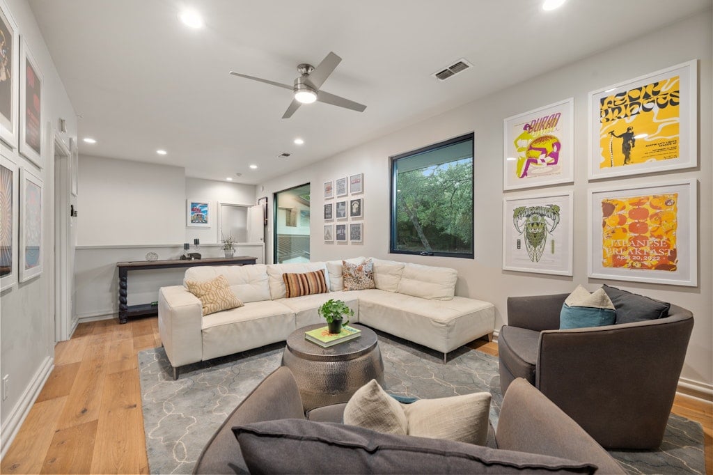 3200 Three Rivers