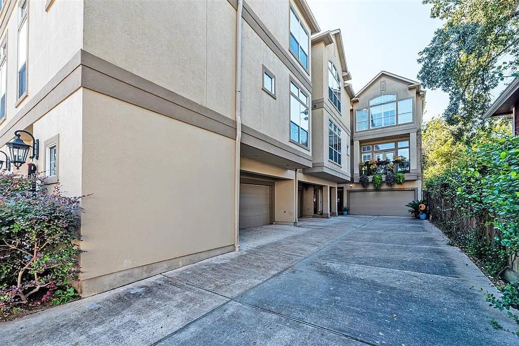 4415 Rose St UNIT B