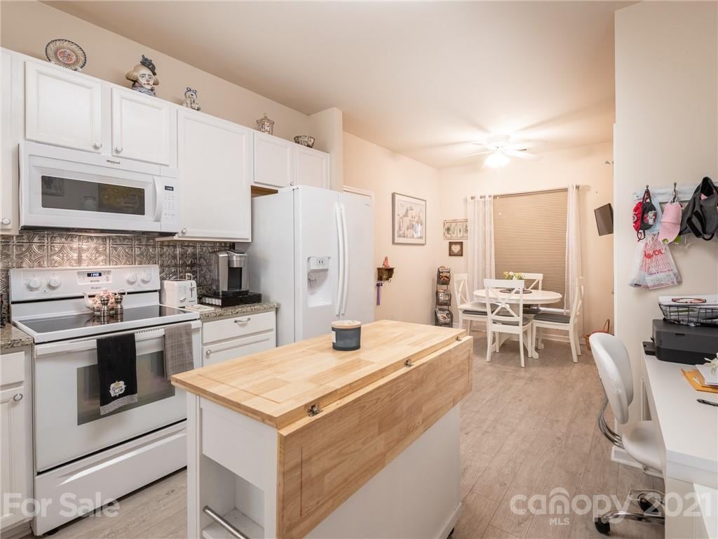 23076 Whimbrel Cir