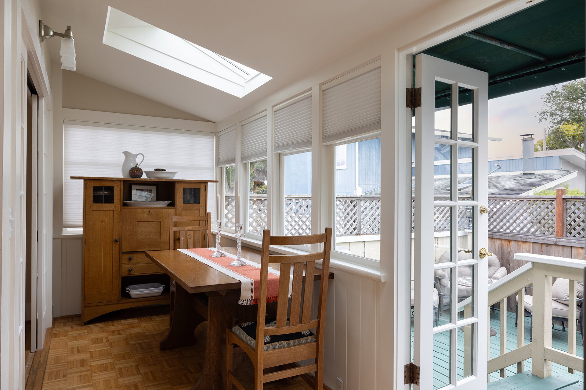 Delightful Pacific Grove Cottage - 405 Carmel Ave
