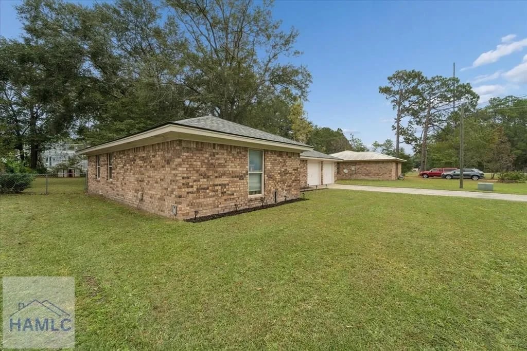 608 Madison Dr