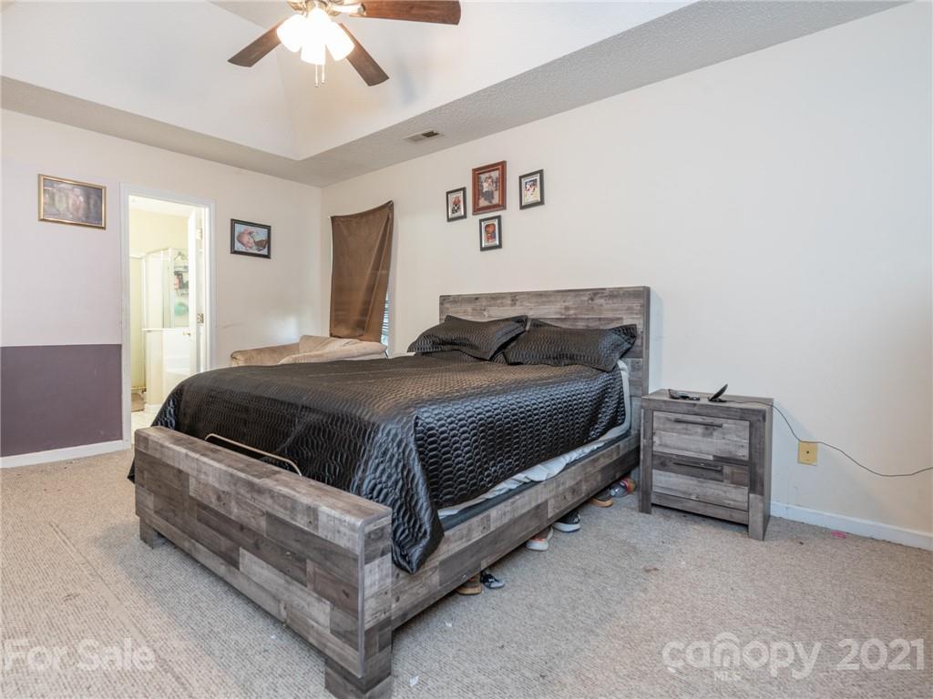 176 Sweet Martha Dr