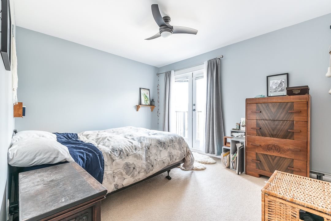 1261 Main St, #8