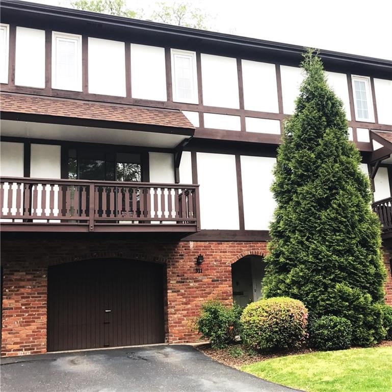 311 Woodbridge