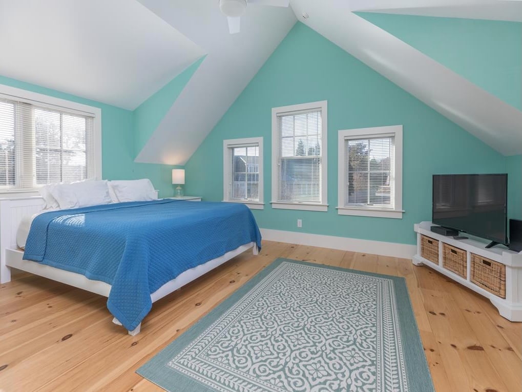 204 Katama Rd