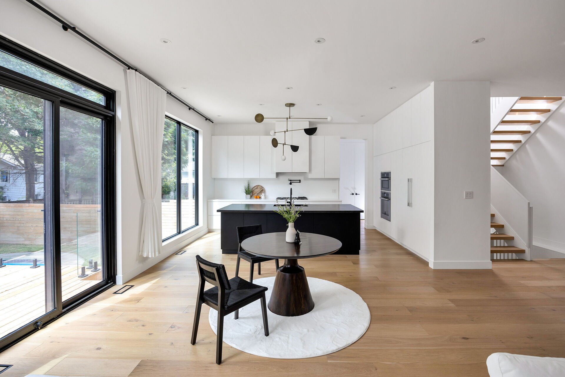 1405 Acton Crescent