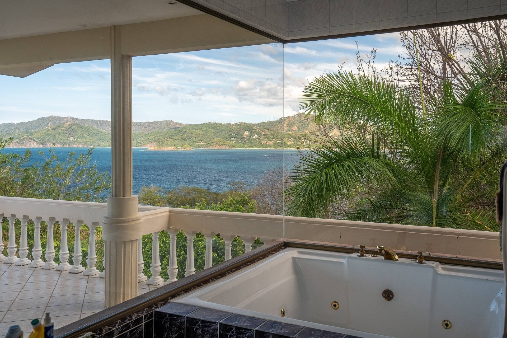 Casa Eterna | Rare Titled Oceanfront Estate in Flamingo Beach, Costa Rica