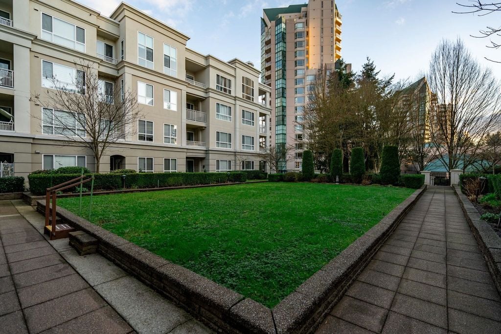 3098 Guildford Wy, #426