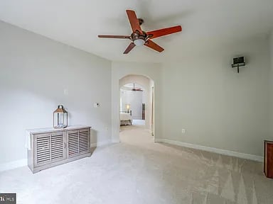 106 Calvary Ct SE