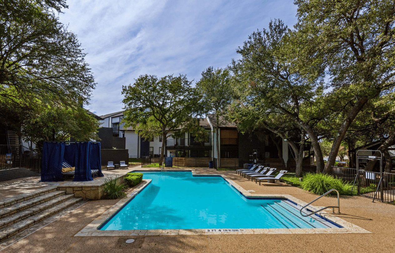 Enjoy Up To 8 Weeks Free!*Discount is applied for the first 2 months. 