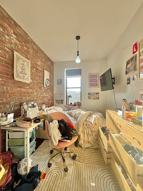 204 Starr St 3R