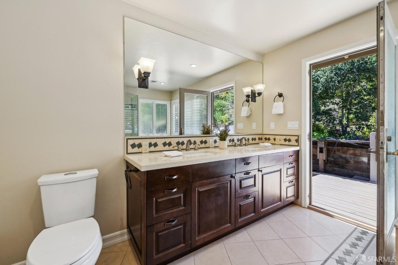 12769 Dianne Dr