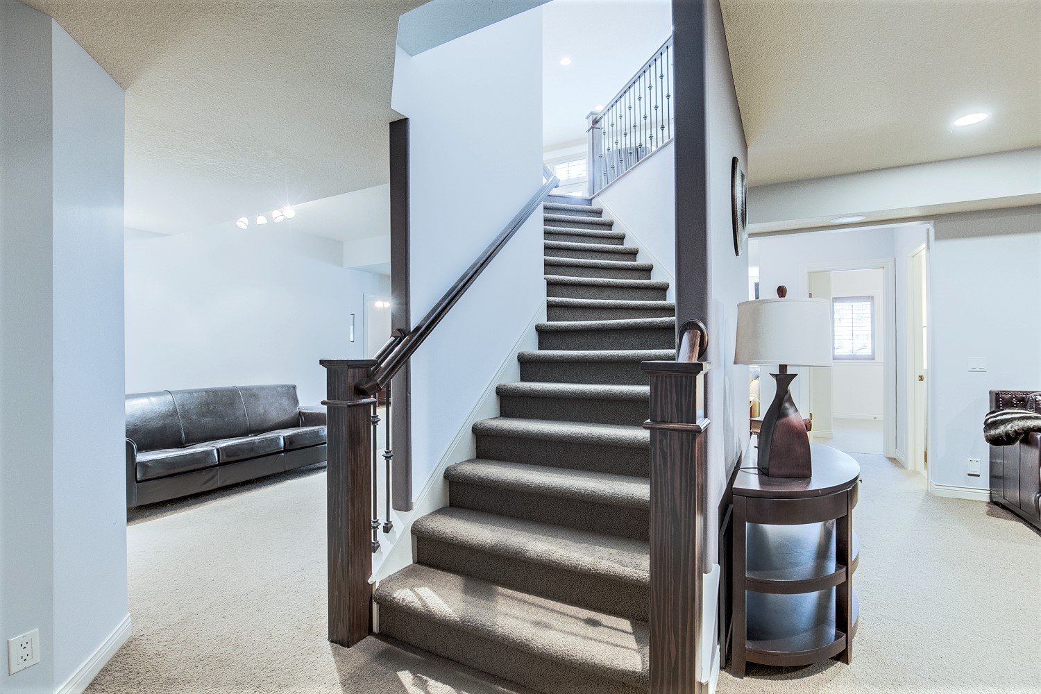 Luxurious Walkout End-Unit in Private Setting