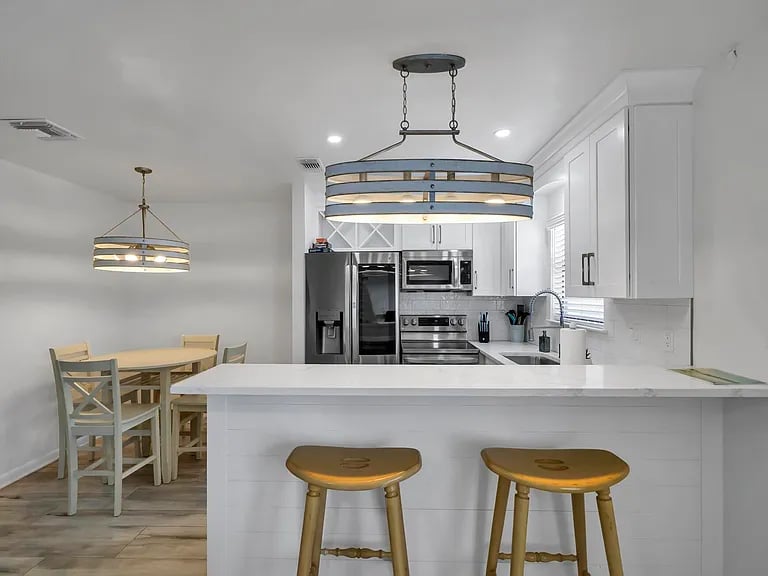 109 Gulf Winds Ct #109