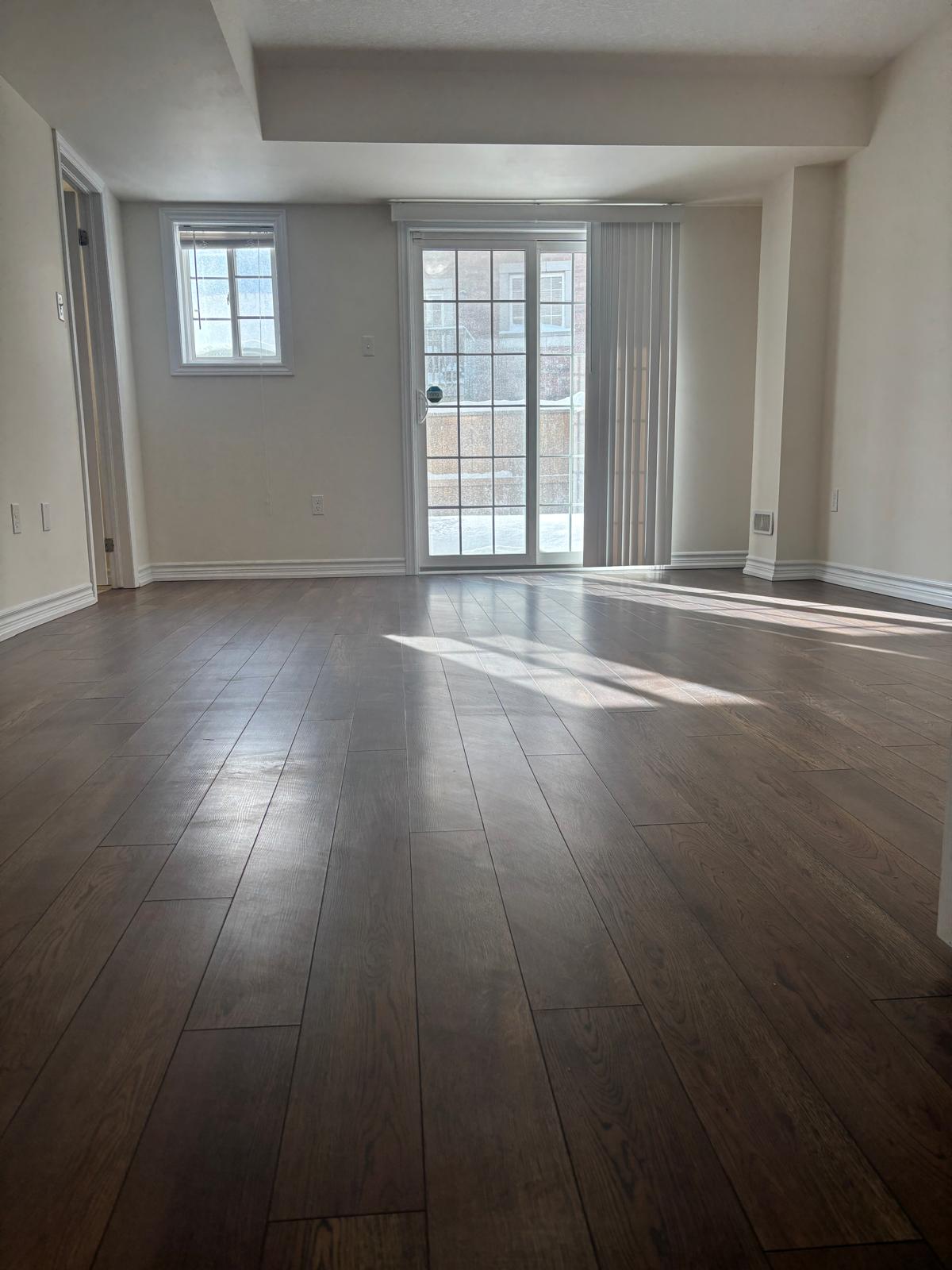 5 SAVAGE Drive, Hamilton, ON L0R 2H9