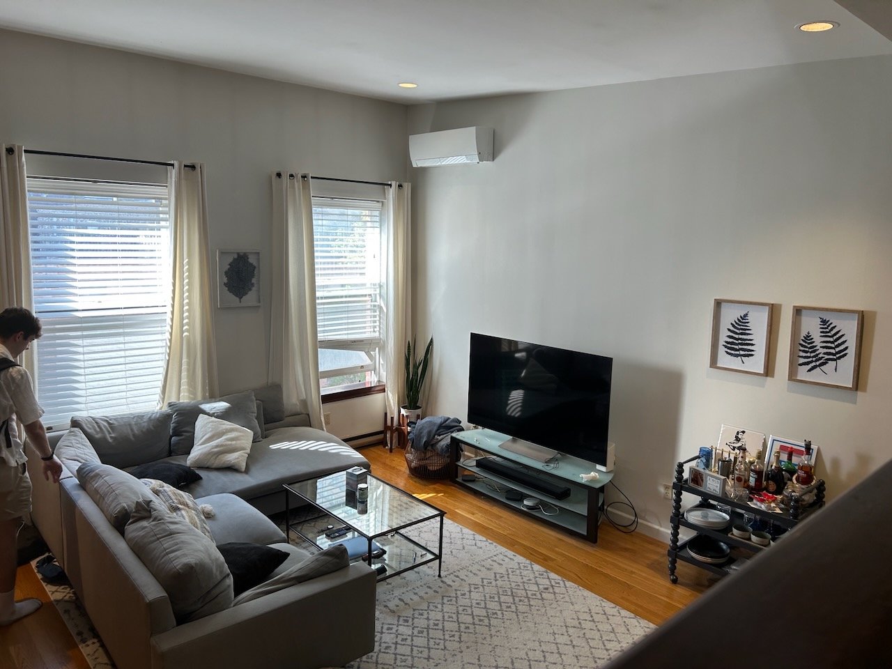 AUGUST 1!!! Unique 1 Bed + Loft Office w/ Common Laundry and Common Roof Deck - Steps to Back Bay Station! 