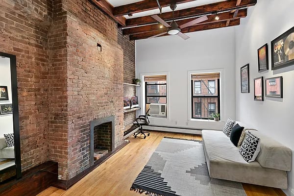 243 Mulberry Street #5R