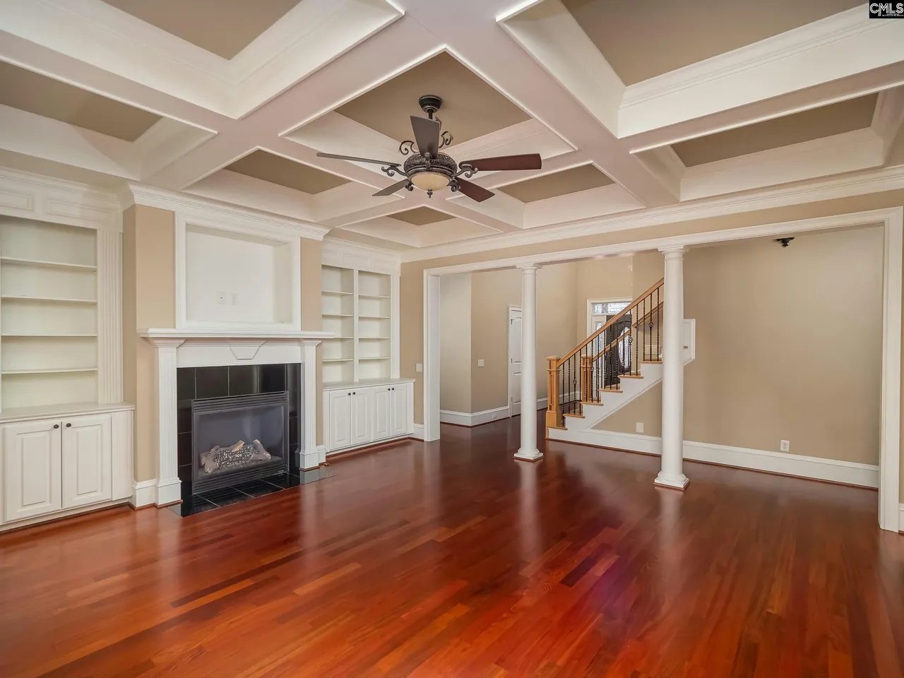 330 Waters Edge Ct