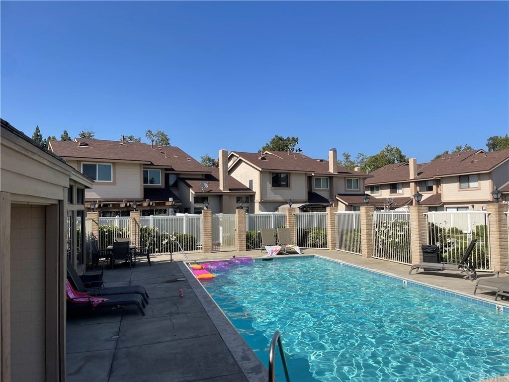 25166 Chestnutwood