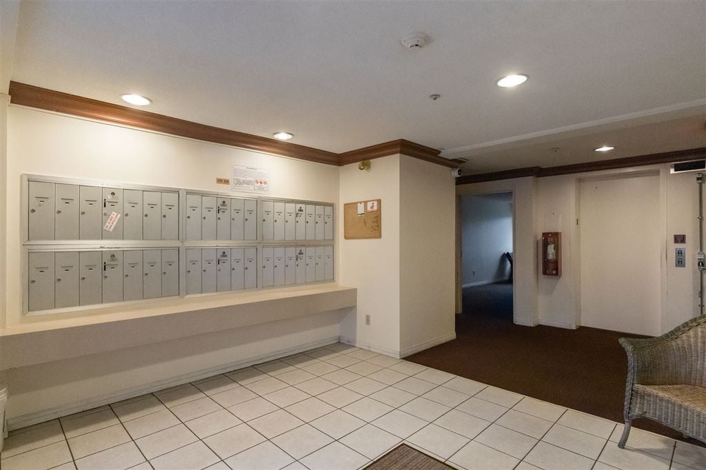 4950 McGeer St, #305