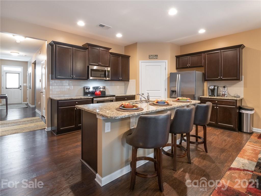 1223 Kent Downs Ave #62