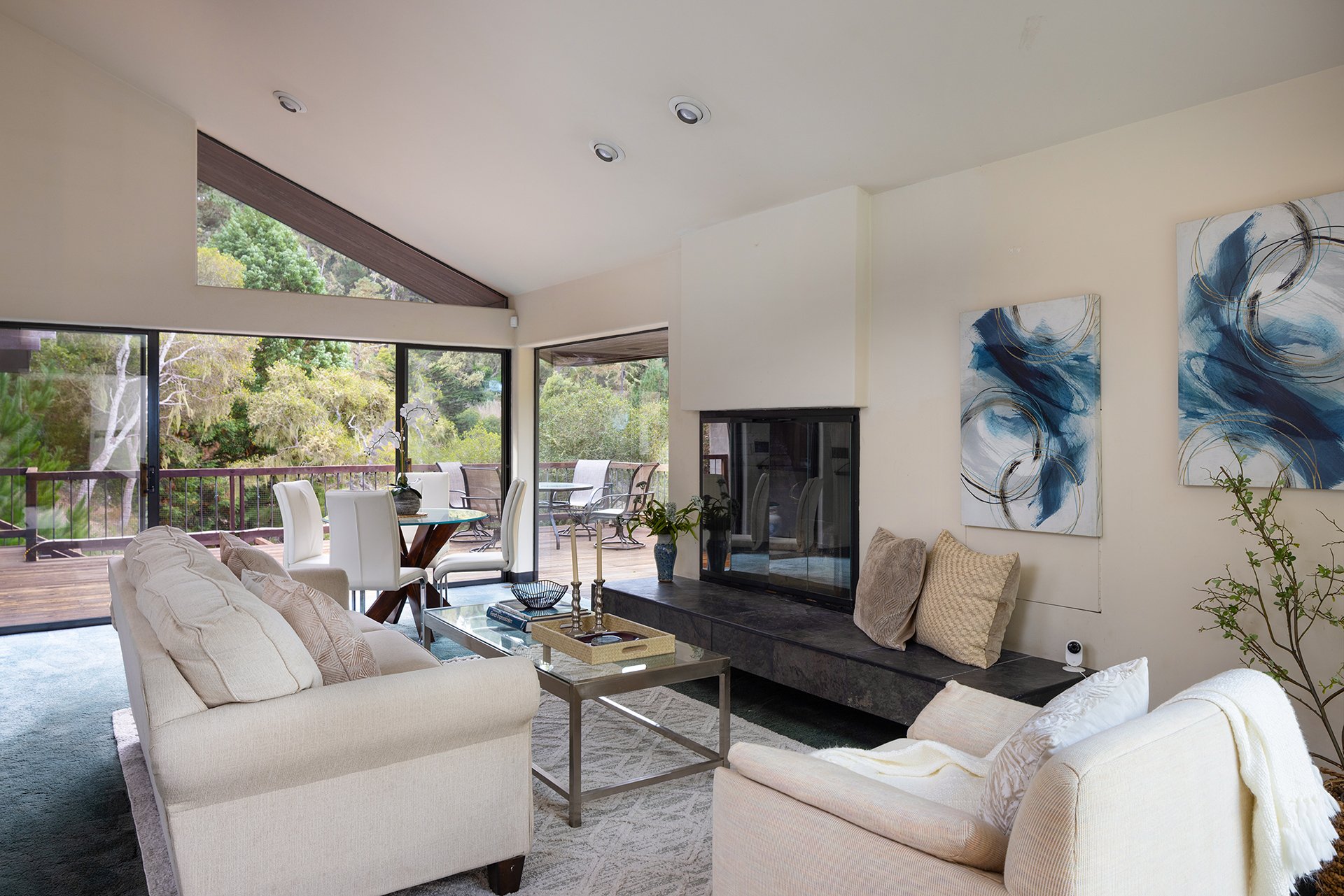 Carmel Bayview Retreat - 571 Viejo Rd