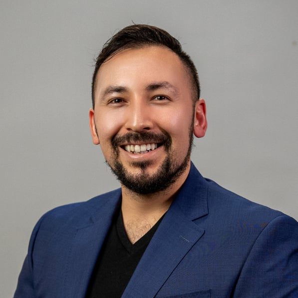 Joshua Espinoza Santa Clarita, CA Real Estate Agent Headshot