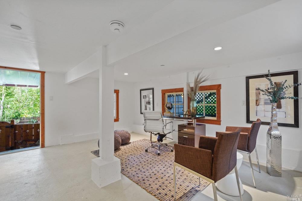 174 San Carlos Ave