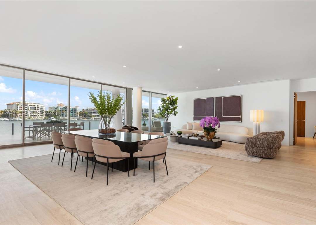 5 Grove Isle Dr Unit S201
