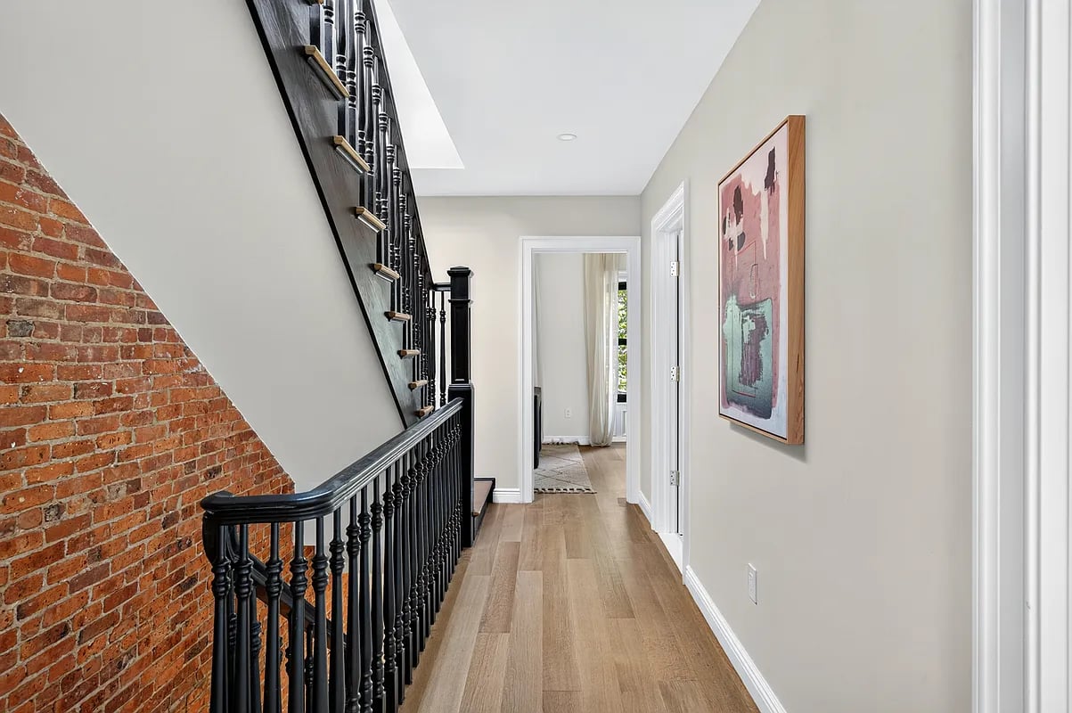 428 Vanderbilt Ave 