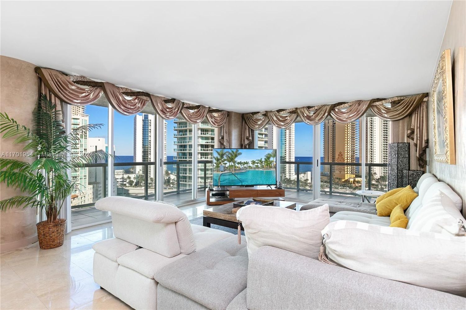 16500 Collins Ave, #1451