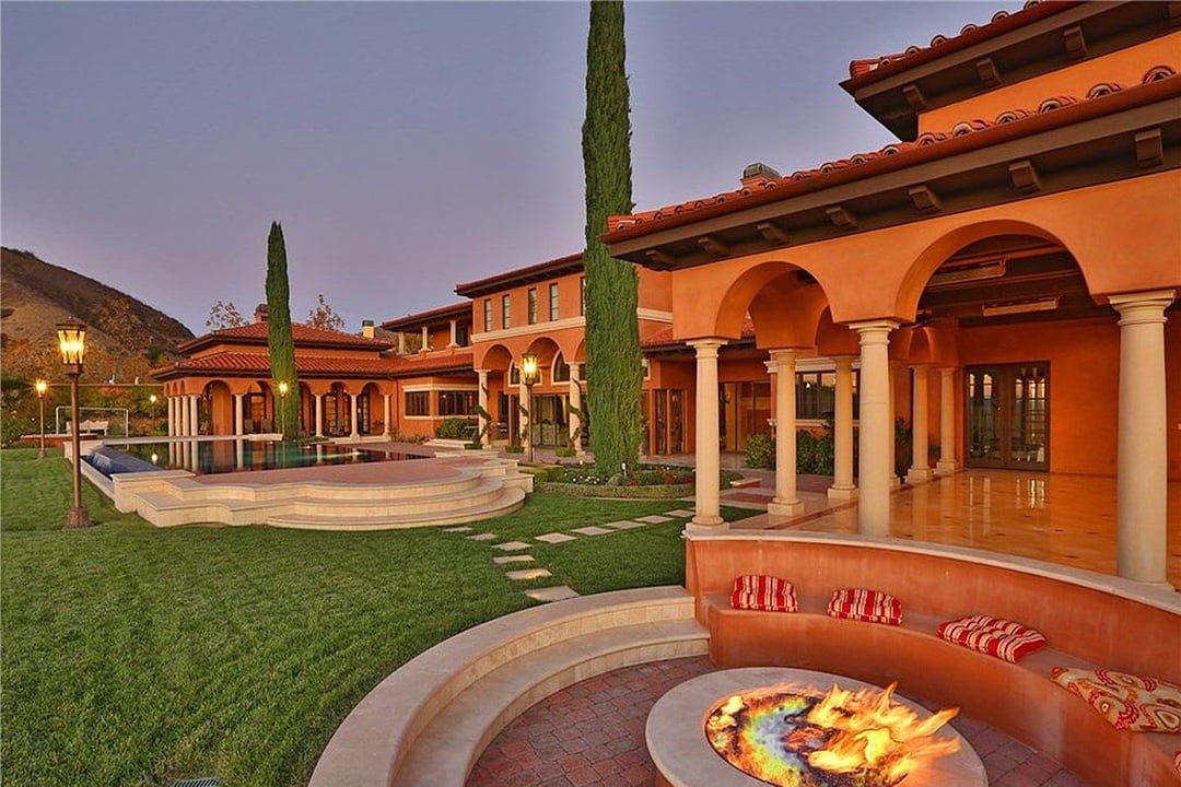 Tranquil Opulent