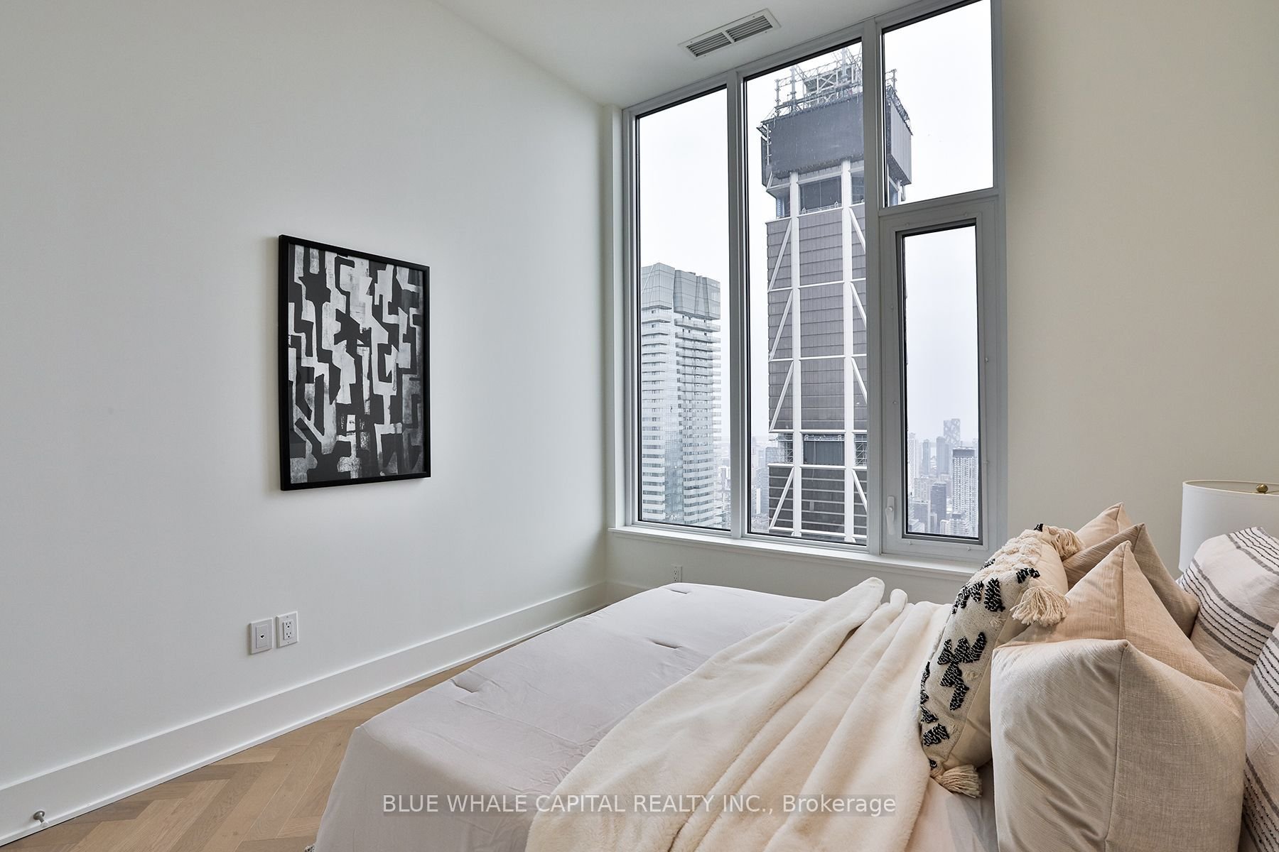 11 YORKVILLE PENTHOUSE 