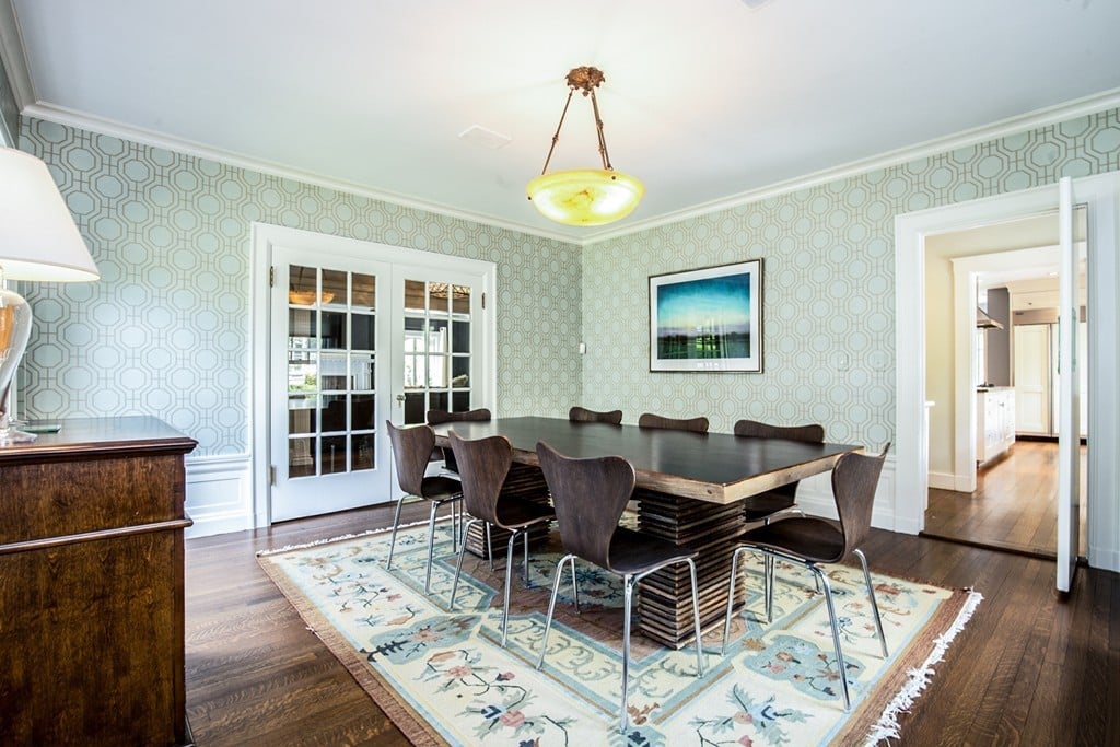 25 Beach Bluff Ave