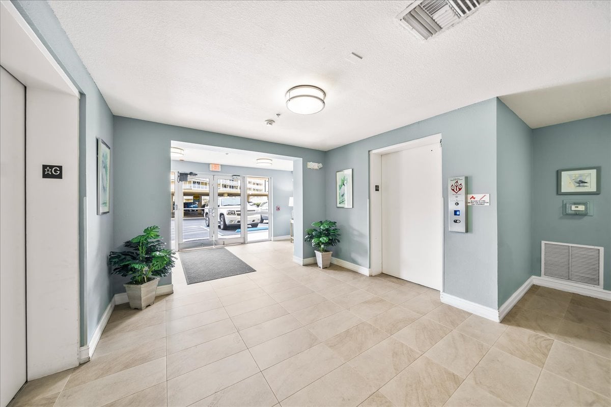 480 Sail Lane #705