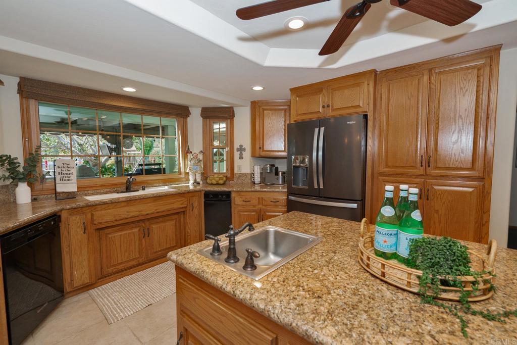1105 Sugarbush Dr