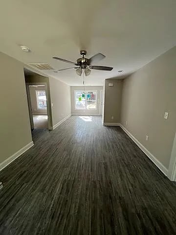 375 Woodside Ln