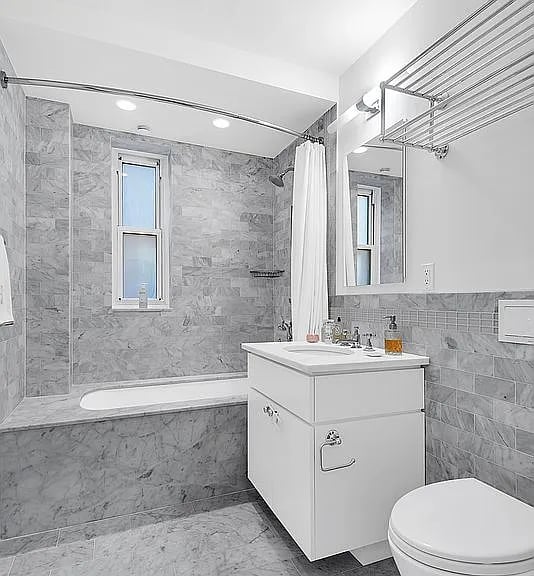  170 E 77th St APT 6D