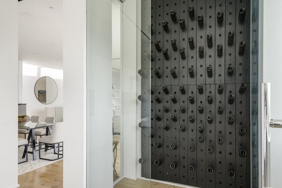 Nova Estate, Sunset Plaza Dr, 90069