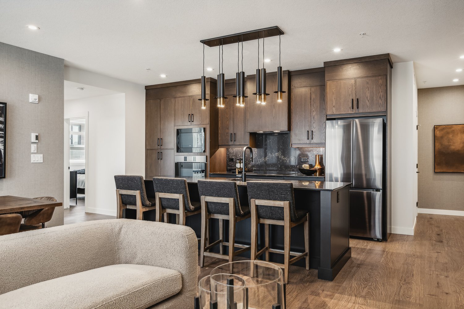 106 - 10 Cascade Ridge | Altitude at Three Sisters