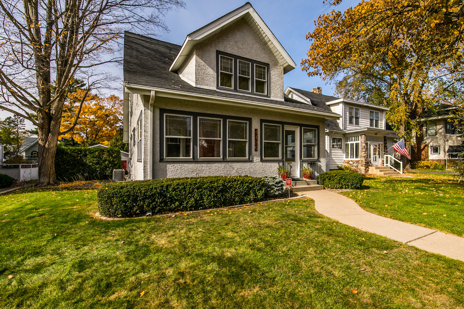Charming 1.5-Story in Linden Hills