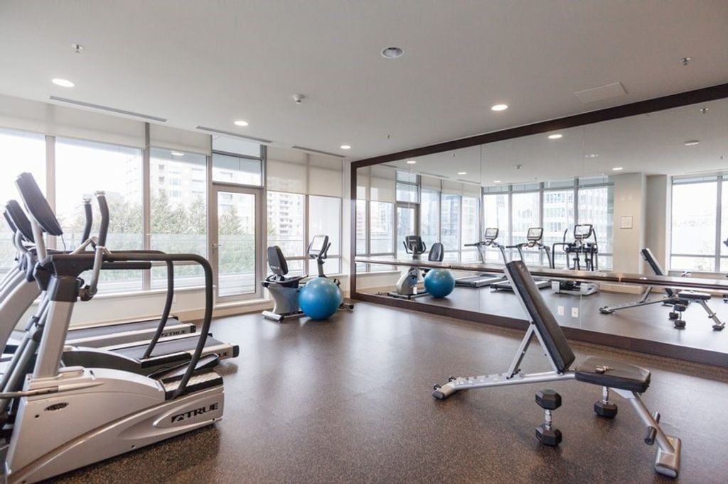1028 Barclay St, #1406