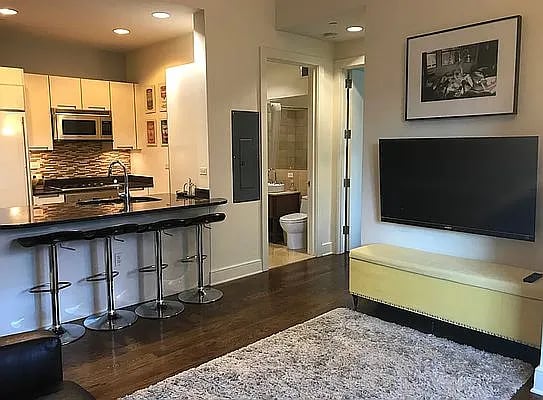 250 E 49th St Unit: 9B
