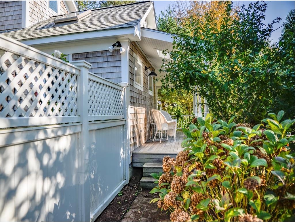 29 Pine St